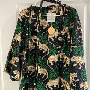 NWT Printfresh robe size S/M